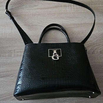 Сумка Guess