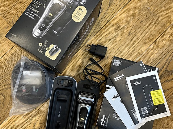 Braun Series 9 Pro+ Wet & Dry, 6-в-1 SmartCare центр и Po