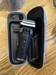 Braun Series 9 Pro+ Wet & Dry, 6-ühes SmartCare keskus ja Po (4 foto / 4)