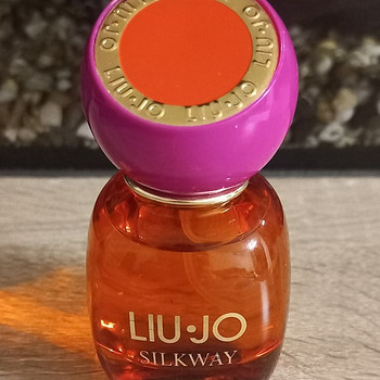 Liu Jo silkway