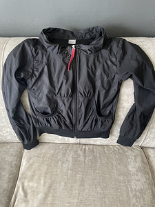 Женская куртка Nike FitDry (1 фото из 3)
