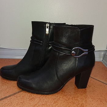 Marco Tozzi poolsaapad, 38