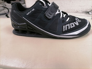 Кроссовки для тяжёлой атлетики Inov-8 Fastlift 325 (1 фото из 2)