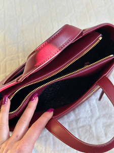Kott Tommy Hilfiger (5 foto / 7)