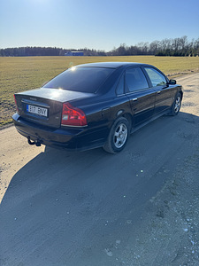 Volvo S80 2.4d 120kw (6 foto / 8)