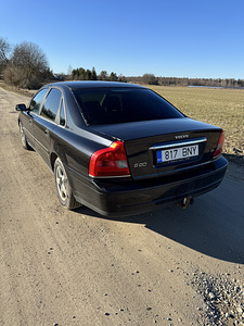 Volvo S80 2.4d 120kw (8 foto / 8)