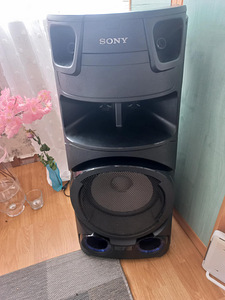 Колонка Sony (2 фото из 5)