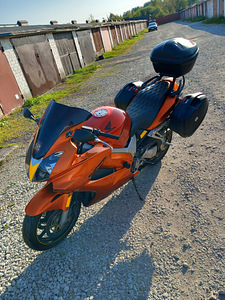 Honda VFR 800Fi 80 KW (3 foto / 5)