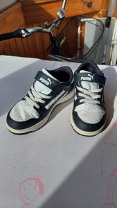 Кроссовки Puma, размер 30 (1 фото из 3)