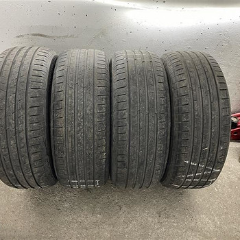 205/55R16 Vredestein