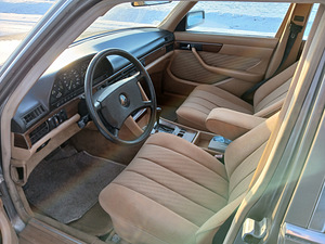 Mercedes-Benz W126 (4 фото из 9)