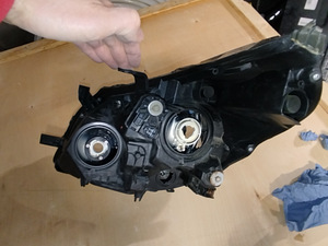 Esituli TOYOTA VERSO autole (2 foto / 2)