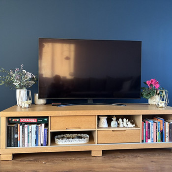 Tammespooniga tv laud