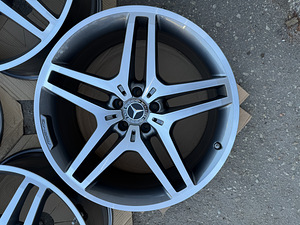 21" оригинальные диски Mercedes-Benz AMG 5x112 (как новые) (4 фото из 10)