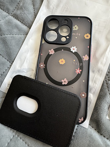 Чехол iPhone 15 pro (2 фото из 4)
