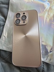 Чехол iPhone 15 pro (3 фото из 4)