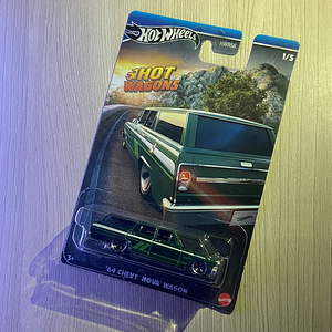 Hot Wheels HOT WAGONS (6 фото из 8)