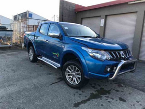 L200 Pajero R17 valuveljed rehvidega 4250C996 (1 foto / 4)