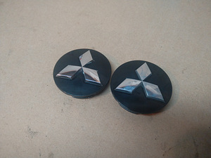 Mitsubishi 4252A099 veljekapslid (1 foto / 2)