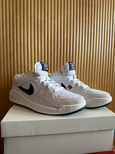 Nike Air Jordan (1 фото из 4)