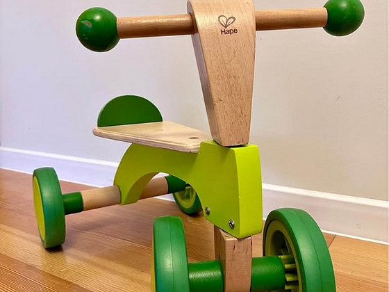 Беговел Hape