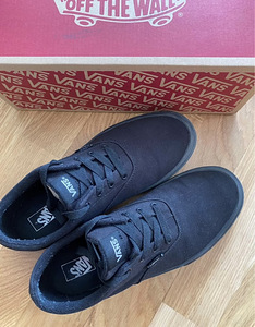 Meeste ketsid VANS DOHENY. Suurus 39 (US 7, UK 6) (3 foto / 5)