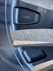 18" оригинальные диски Kia 5x114,3 (7 фото из 9)