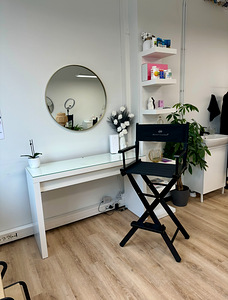 Töökohtade rent ilumeistritele Mustamäe tee 50 (1 foto / 3)