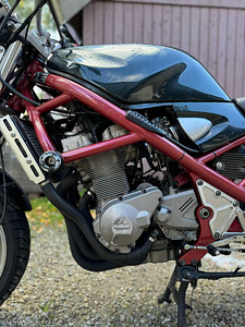 Suzuki GSF 400 Bandit 1993 (4 фото из 5)