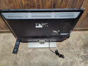 Телевизор Panasonic TX-32GS350E + Пульт (3 фото из 5)