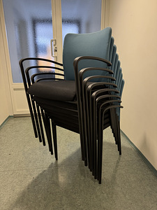 Kontorimööbel (2+2 lauda, 2 kappi + 8 kontoritooli) (6 foto / 9)