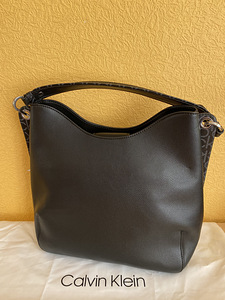 Сумка Calvin Klein (2 фото из 7)
