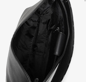 Сумка Calvin Klein (4 фото из 7)
