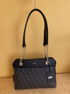 Сумка DKNY (2 фото из 5)