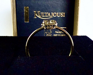 Kuldsõrmus teemandiga 0.70 ct (3 foto / 6)