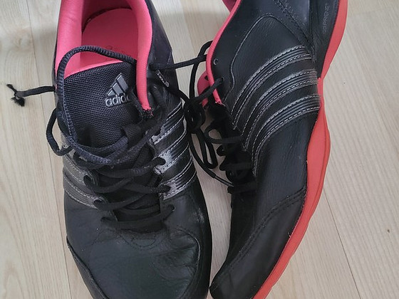 Кроссовки Adidas