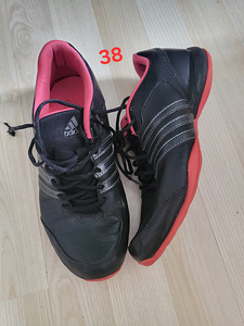 Adidas tossud (1 foto / 1)