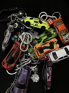 Брелки Hotwheels Keychains (1 фото из 10)