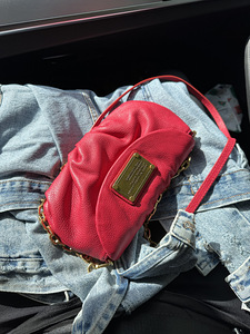 Marc Jacobs оригинальная сумка (3 фото из 3)