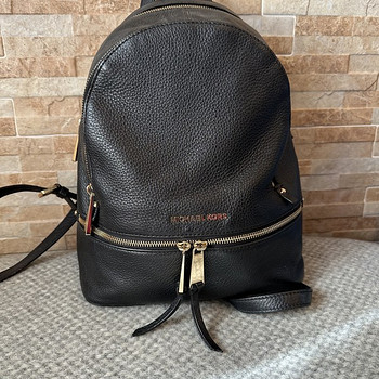 Оригинальный кожаный рюкзак Michael Kors