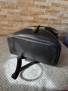 Michael Kors orig. täisnahast seljakott (4 foto / 4)