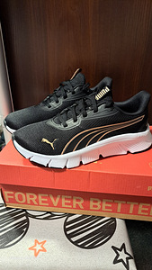 Puma новые кроссовки, 37 (1 фото из 6)
