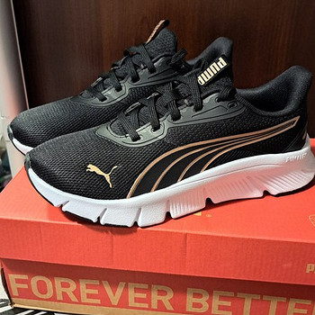 Puma новые кроссовки, 37