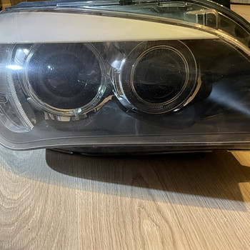 BMW E84 X1 полный ксенон правый фонарь