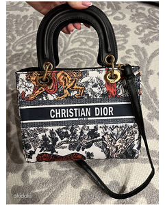 Новая сумка Dior, реплика (1 фото из 1)