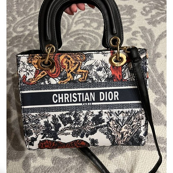 Uus Dior kott, replika