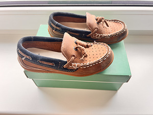 Детские мокасины Clarks (2 фото из 2)
