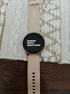 Samsung Galaxy Watch (1 фото из 3)