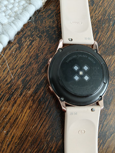 Samsung Galaxy Watch (3 фото из 3)