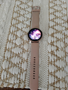 Samsung Galaxy Watch 2 (2 foto / 3)